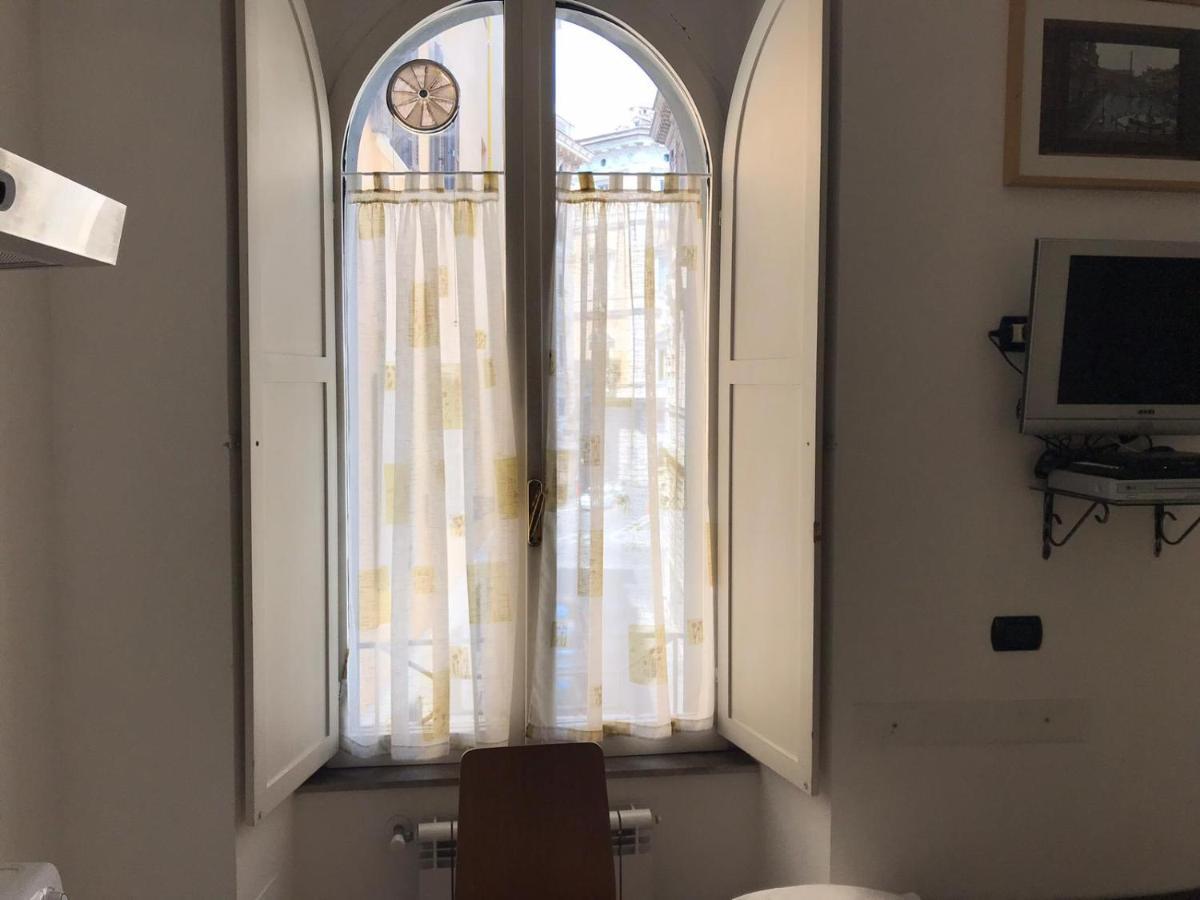 Casa Vacanze Little Queen Рим Екстериор снимка