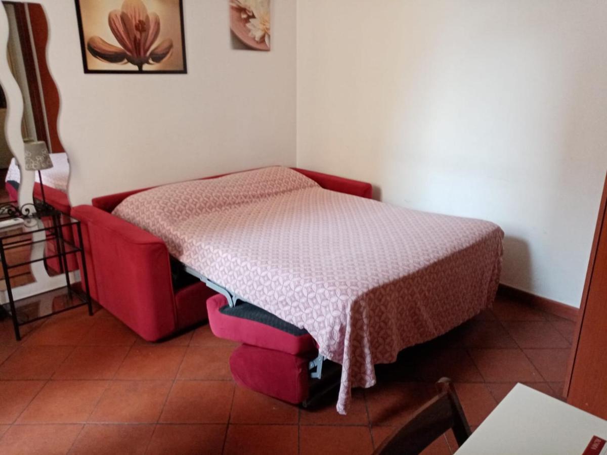 Casa Vacanze Little Queen Рим Екстериор снимка
