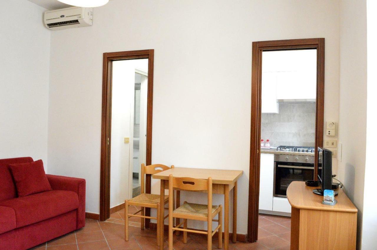 Casa Vacanze Little Queen Рим Екстериор снимка